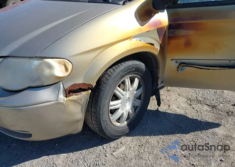 2006 Chrysler Town & Country Touring z USA, uszkodzony, nr VIN 2A4GP54L46R919617